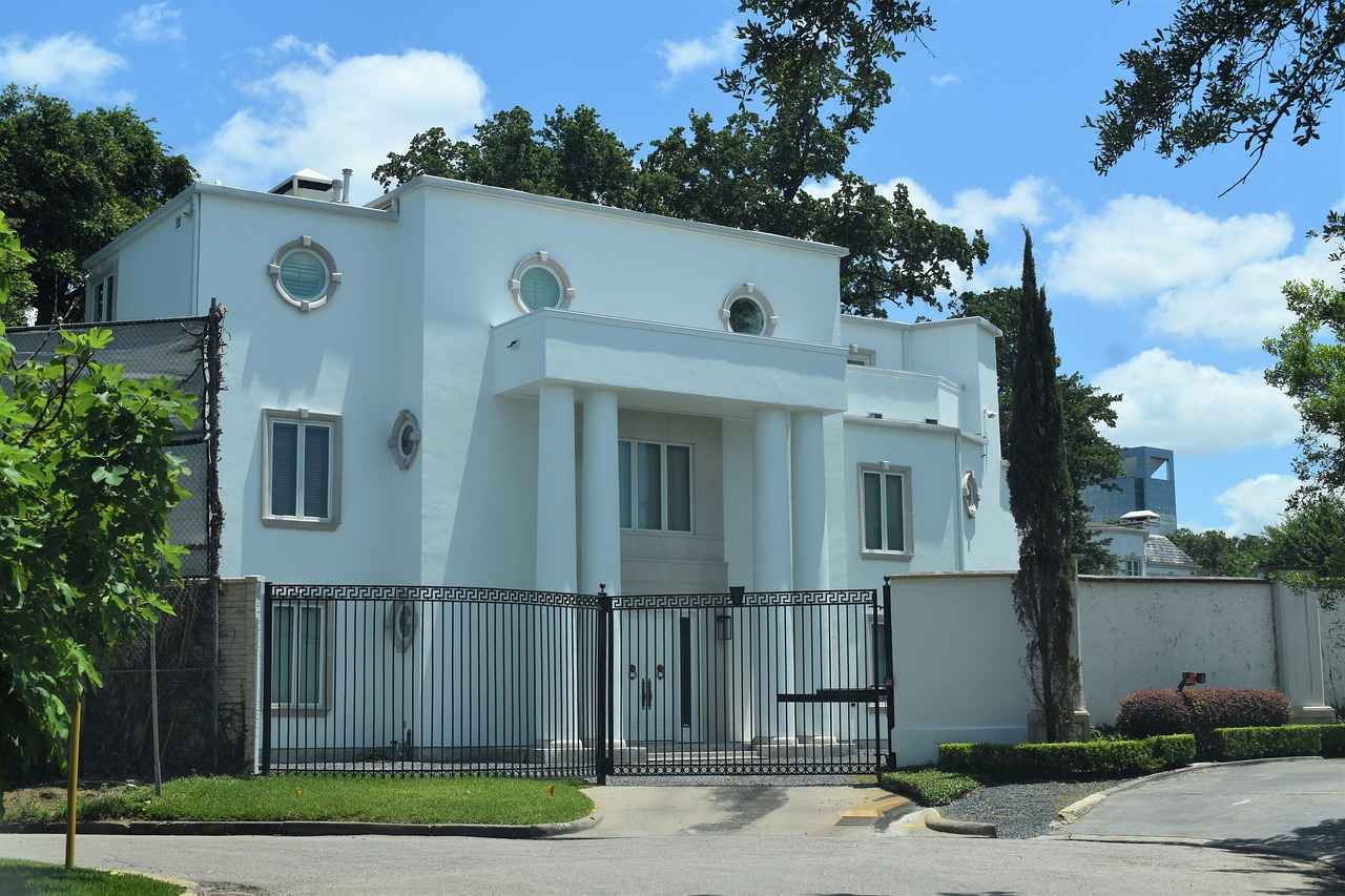 Wie kann ich feststellen, ob ein Grundstück auf meinen Namen eingetragen ist? Wie kann ich feststellen, ob ein Grundstück auf meinen Namen eingetragen ist?