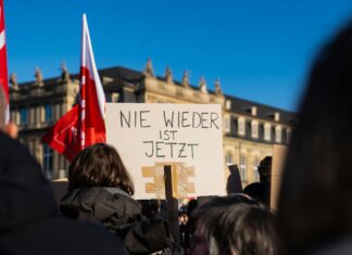 Krankheitsbedingte Kündigung: Was Sie Jetzt Wissen Müssen!